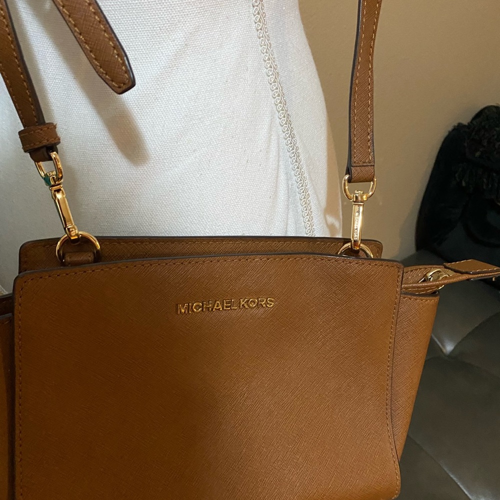Michael Kors brown Crossbody Purse - Picture 3 of 6